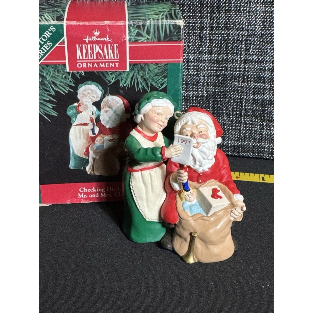 Hallmark Keepsake Ornament Checking His List 1991 6th in Series QX4339